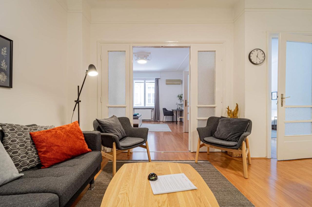 Central&Cozy Balcony!3Bdr 2Bth Budapest Kültér fotó